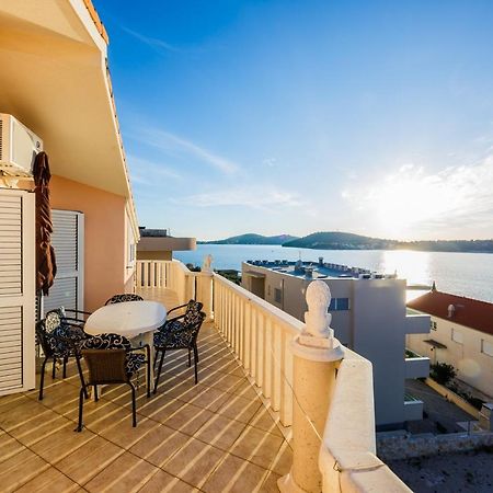 Apartamenty Z Basenem Ilja Rogoznica (Sibenik-Knin) Buitenkant foto
